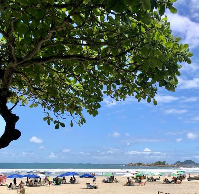 Apartamento Quadra Da Praia - Pitangueiras Guaruja Exterior photo